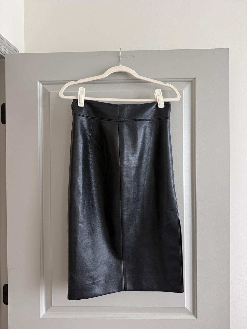 Aritzia Black Leather Pencil Skirt